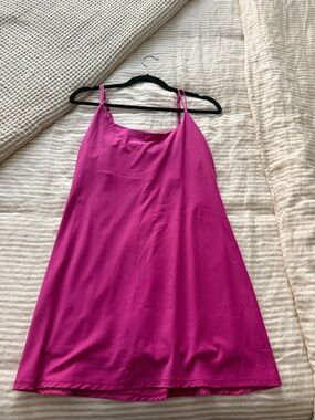Abercrombie & Fitch traveler exercise dress
